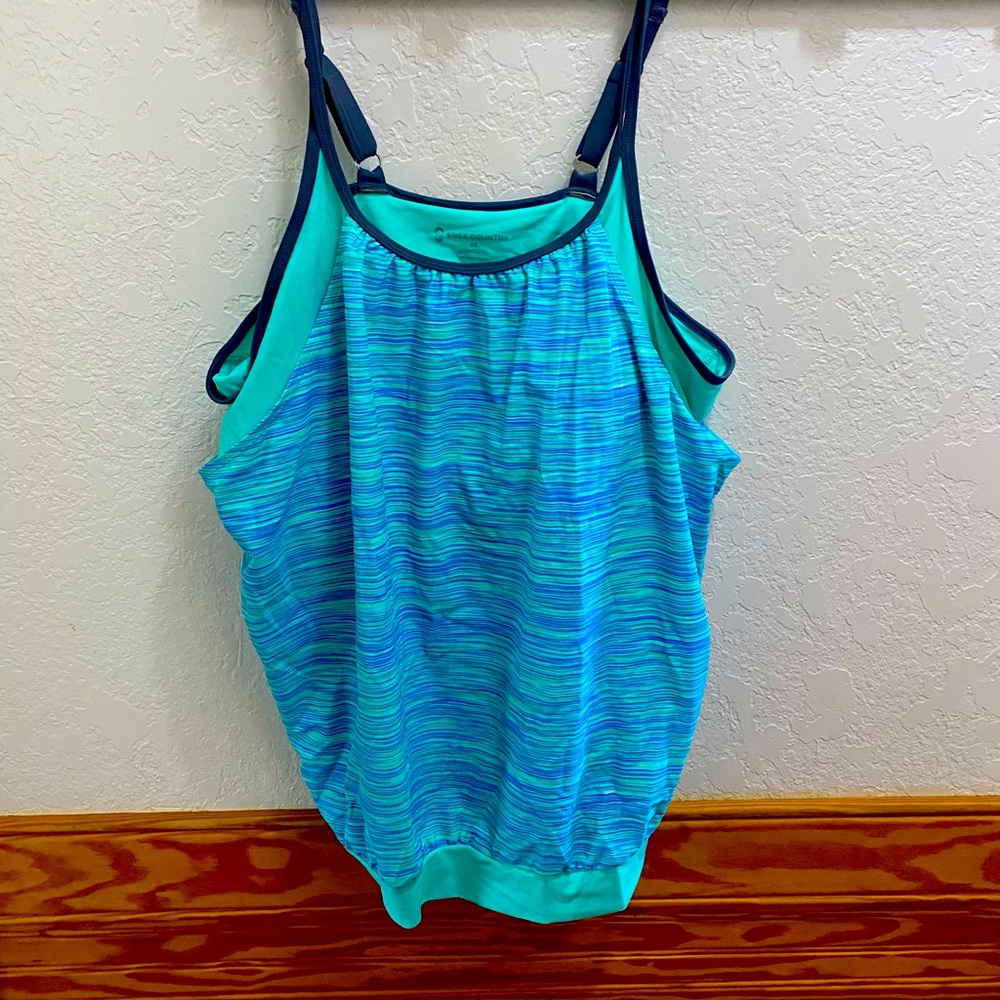 Womens Plus Size Blouson Tankini Top Free Country sz 2x 20W/22W